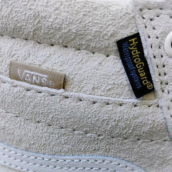 Vans Women Sk8-Hi MTE-2 Waterproof Suede in Warmth & Cheer Cornstalk/Marshmallow - Picture 13 of 15